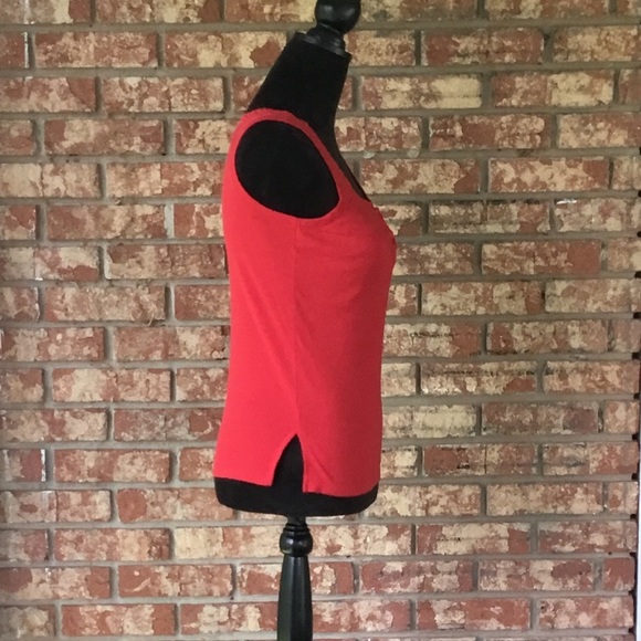 RAFAELLA Sleeveless Top - Picture 3 of 7